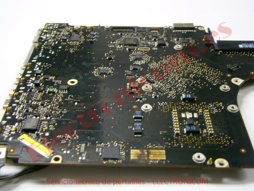 Electronicum: Especialistas en micro-electrónica para dispositivos Apple