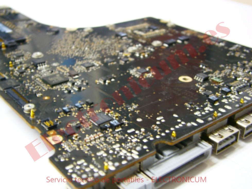 Electronicum: Taller Apple en Valencia con stock propio de piezas